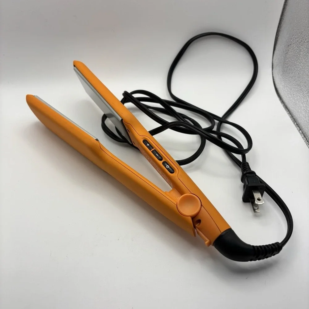 Remington Wide Plate Digital Anti Static Ceramic Salon Hair Straightener Iron RD